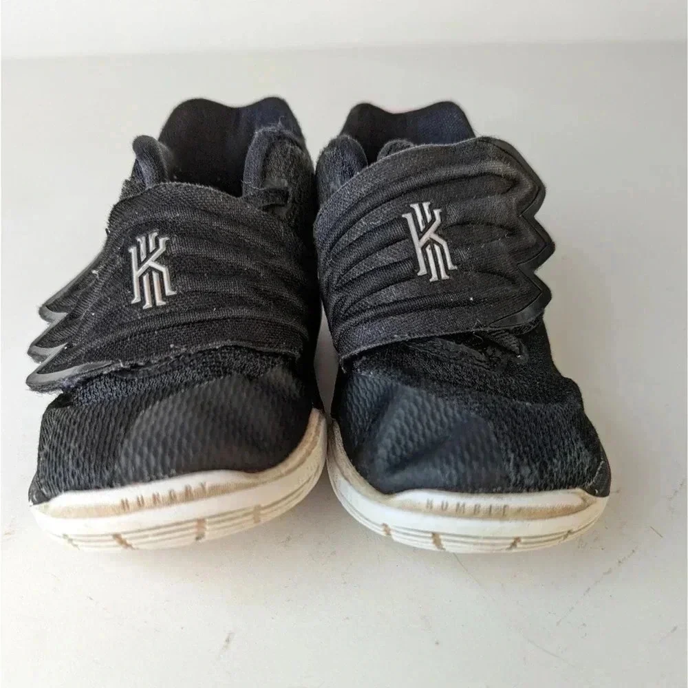 Nike Kyrie 5 / 8 C